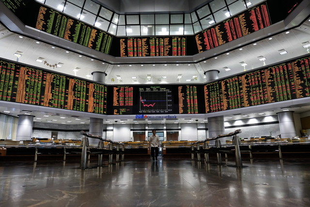 KL’s stock exchange takes another beating as selling continues