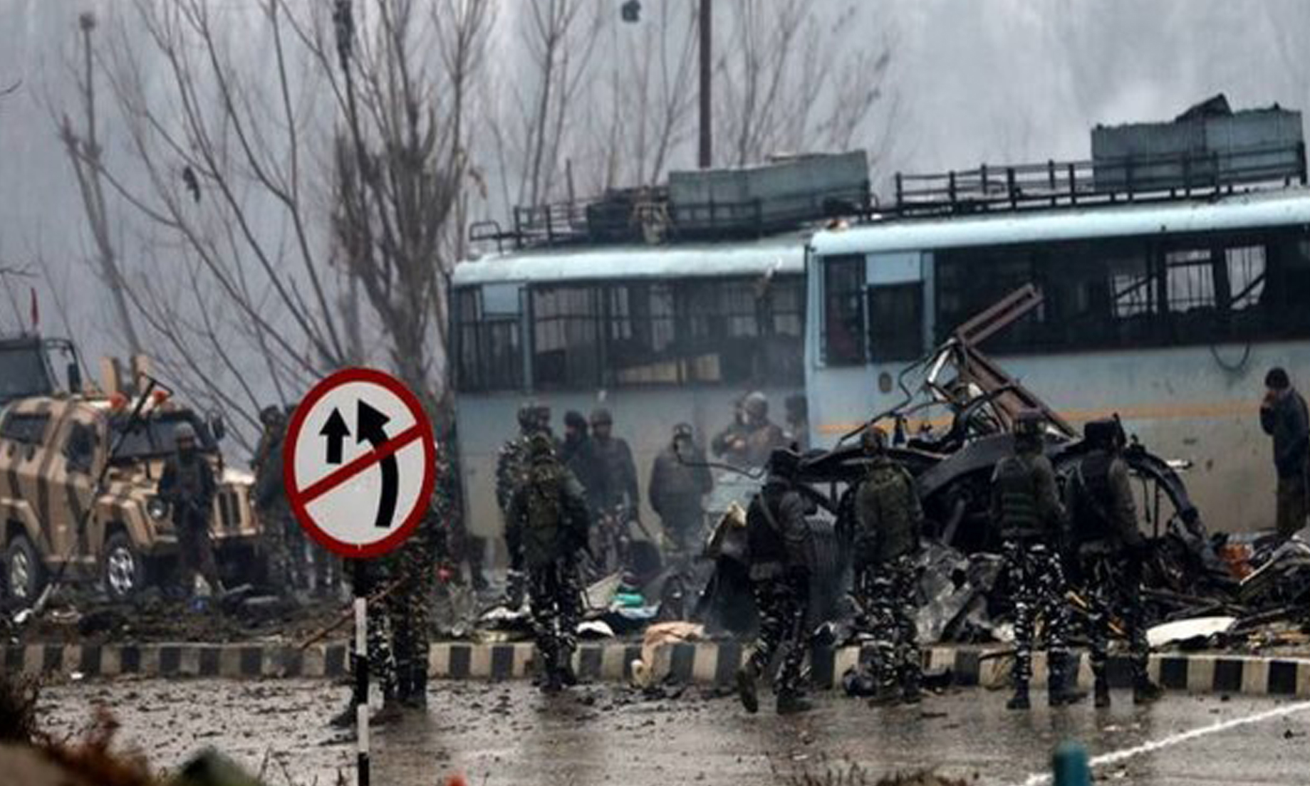 India: Four militants killed, three Army jawans injured in Pulwama encounter