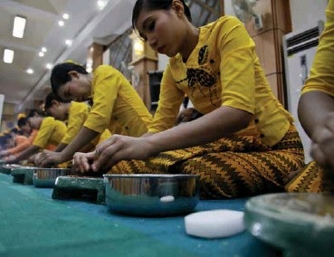 Myanmar Starts Traditional Sticky Rice-Making Competitions To Celebrate Harvest