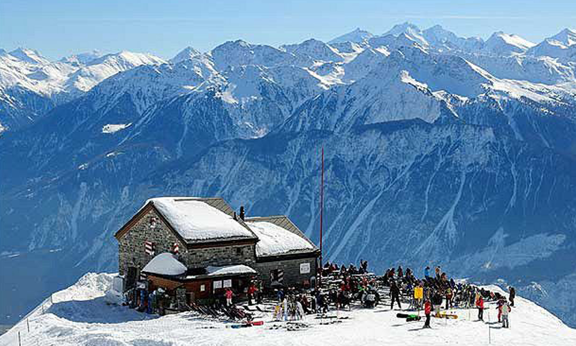 Several people buried in Swiss avalanche