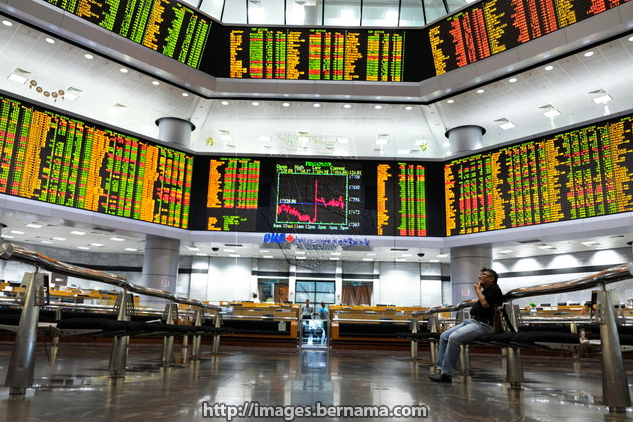Foreign funds turn net sellers as outflows exceed inflows