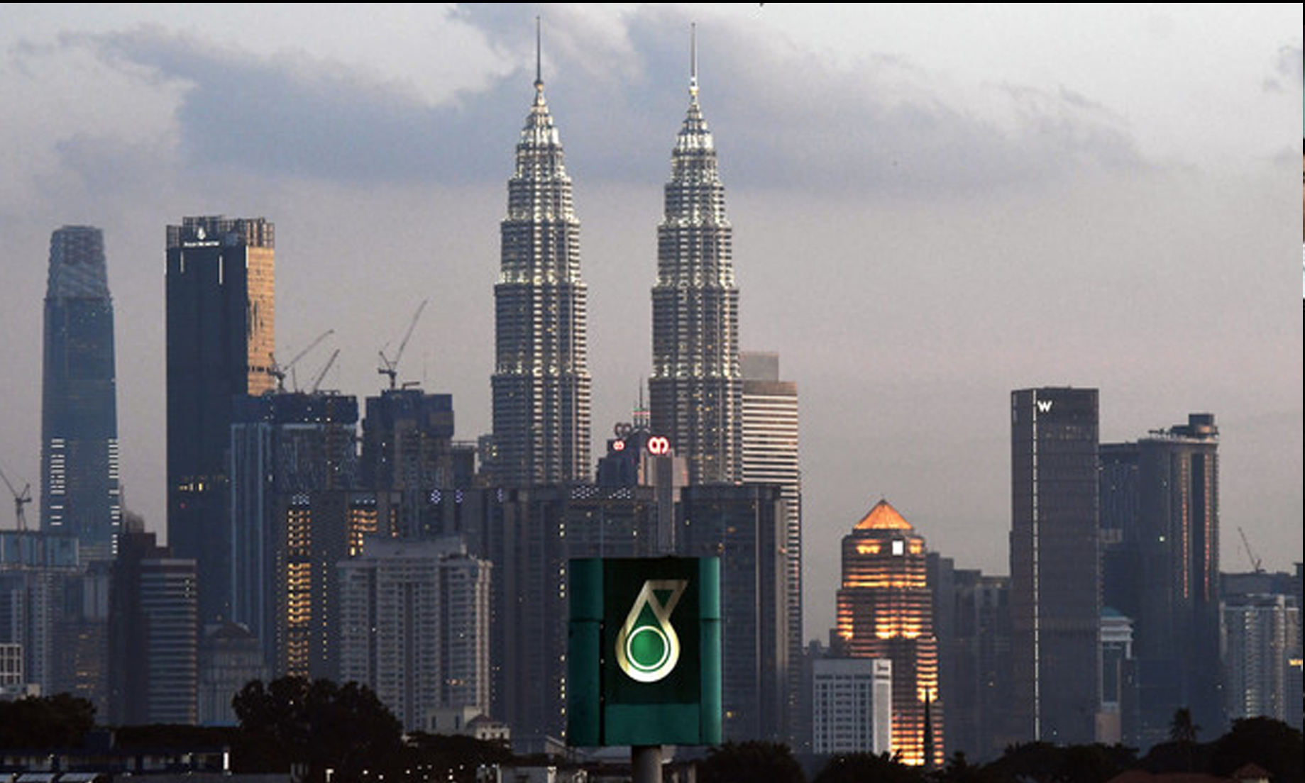 Profit for Malaysia’s oil company Petronas soars to RM55.3 bln