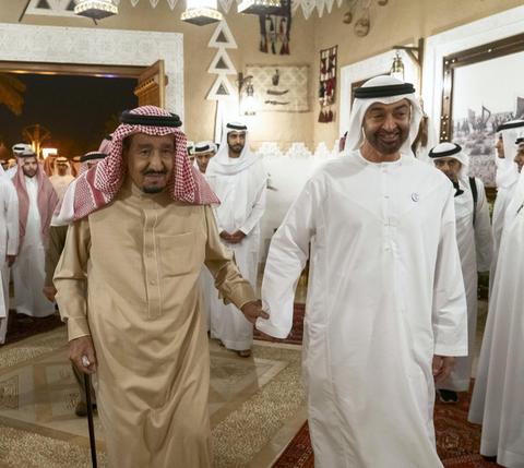 Saudi King, Abu Dhabi Crown Prince Discuss Bilateral Ties