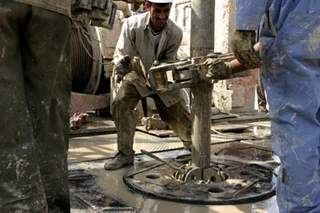 Chinese Company Starts Drilling 1st Oil Well In Iraq’s Diyala Province