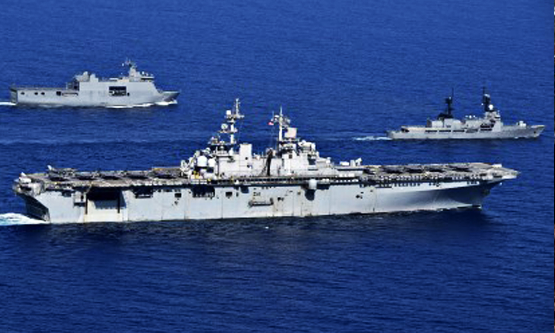 Philippines, US ships conduct drills near Panatag Shoal