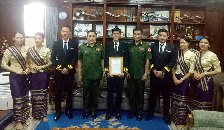 Myanmar Military Chief Honours Pilot For Safe Landing
