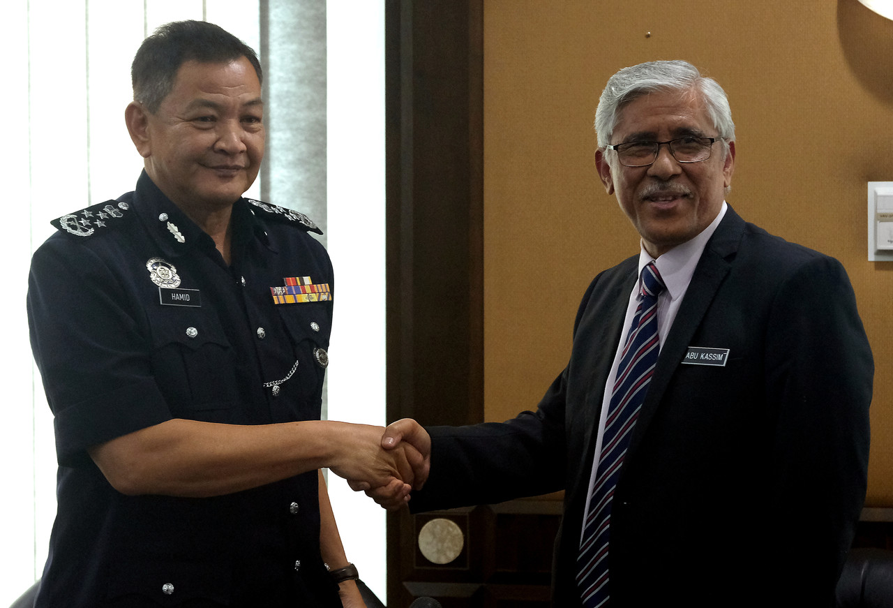 Malaysian police agree to an independent oversight body