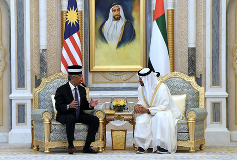 Malaysian King, Abu Dhabi Crown Prince hold talks in Emirati capital
