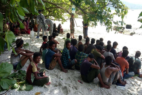 Thai police detain captain, crew of boat carrying 65 ethnic Rohingya