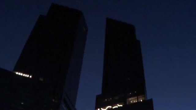 Power Outage Leaves Thousands Without Electricity In New York City