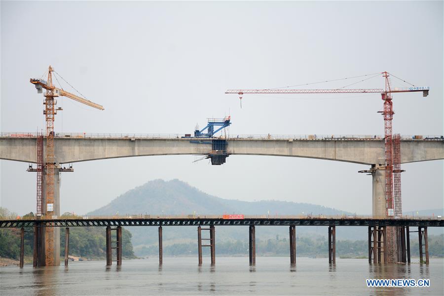 Main Section Of China-Laos Railway Bridge Completed