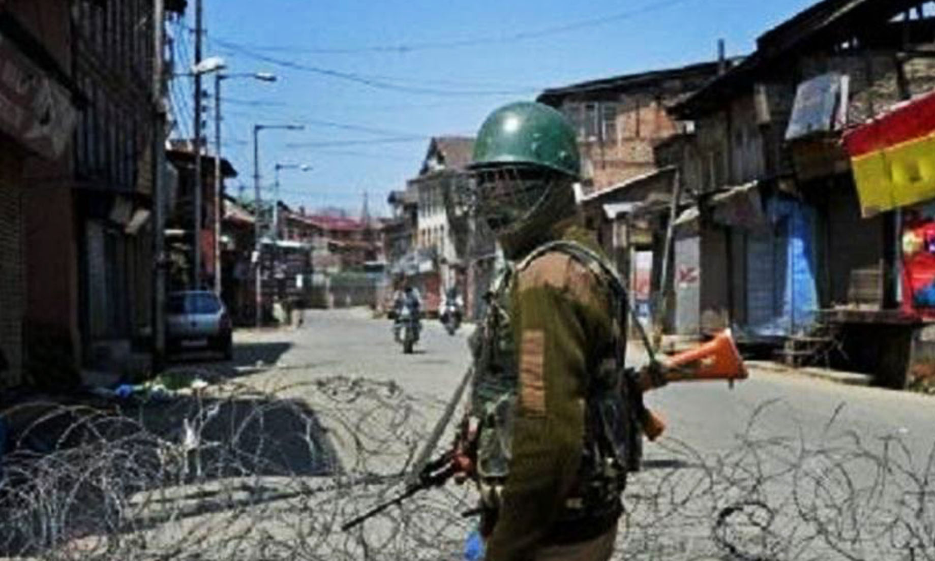 Restrictions on movement of people in Kashmir Valley eased