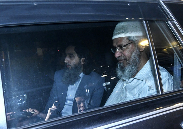 Cops to continue recording Zakir’s statement on Monday