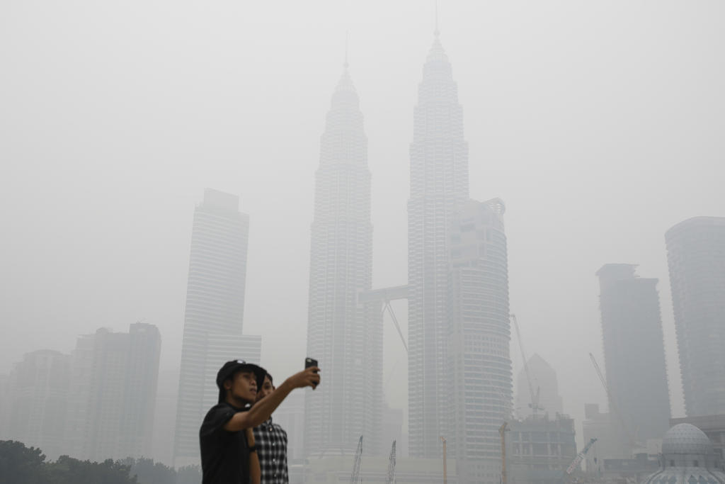 Hundreds Of Schools Close In Malaysia After Air Quality Deteriorates