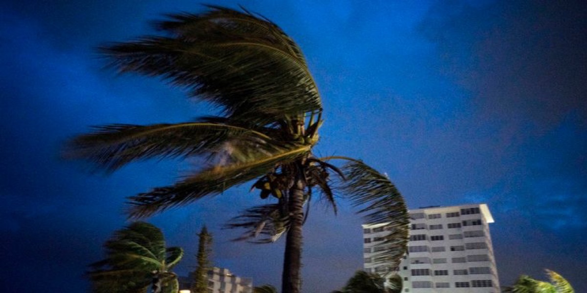 Update: ‘Catastrophic’ Dorian pounds Bahamas, US evacuates coast