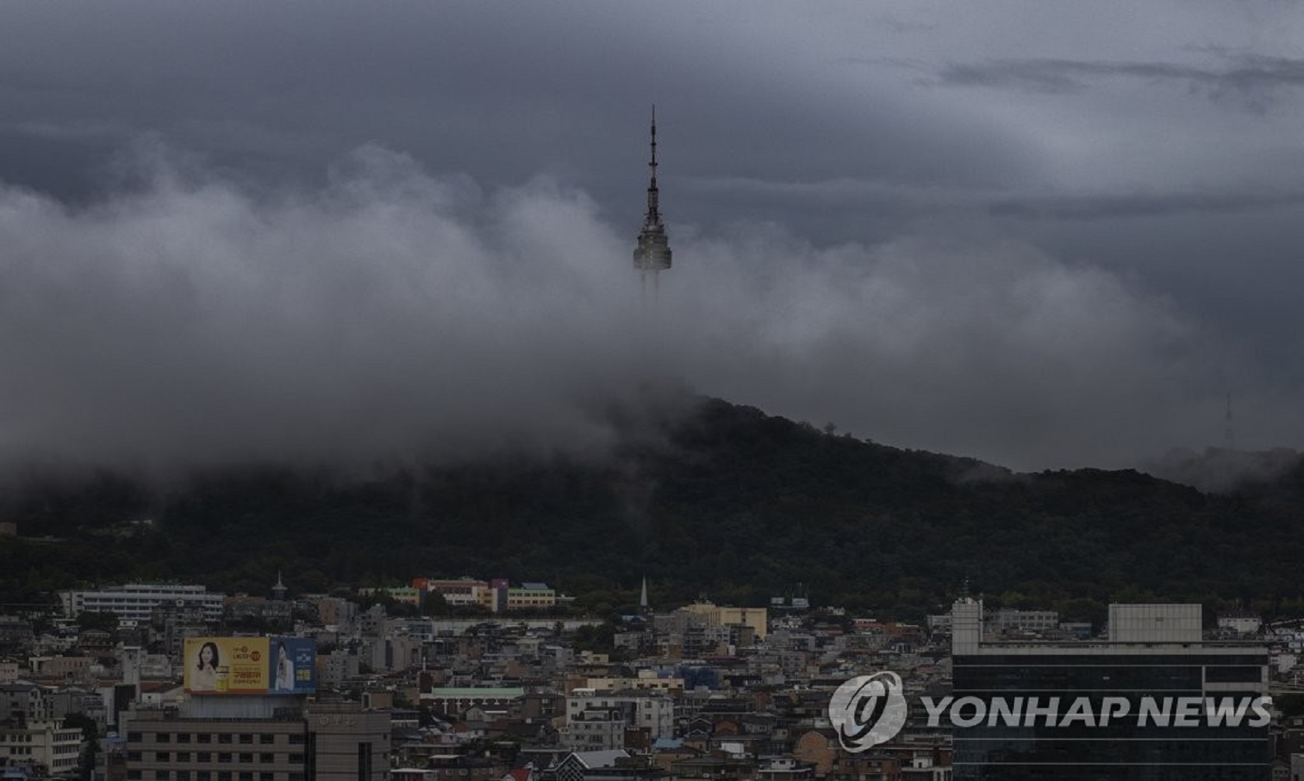 Typhoon Lingling expected to hit S.Korea by early Saturday