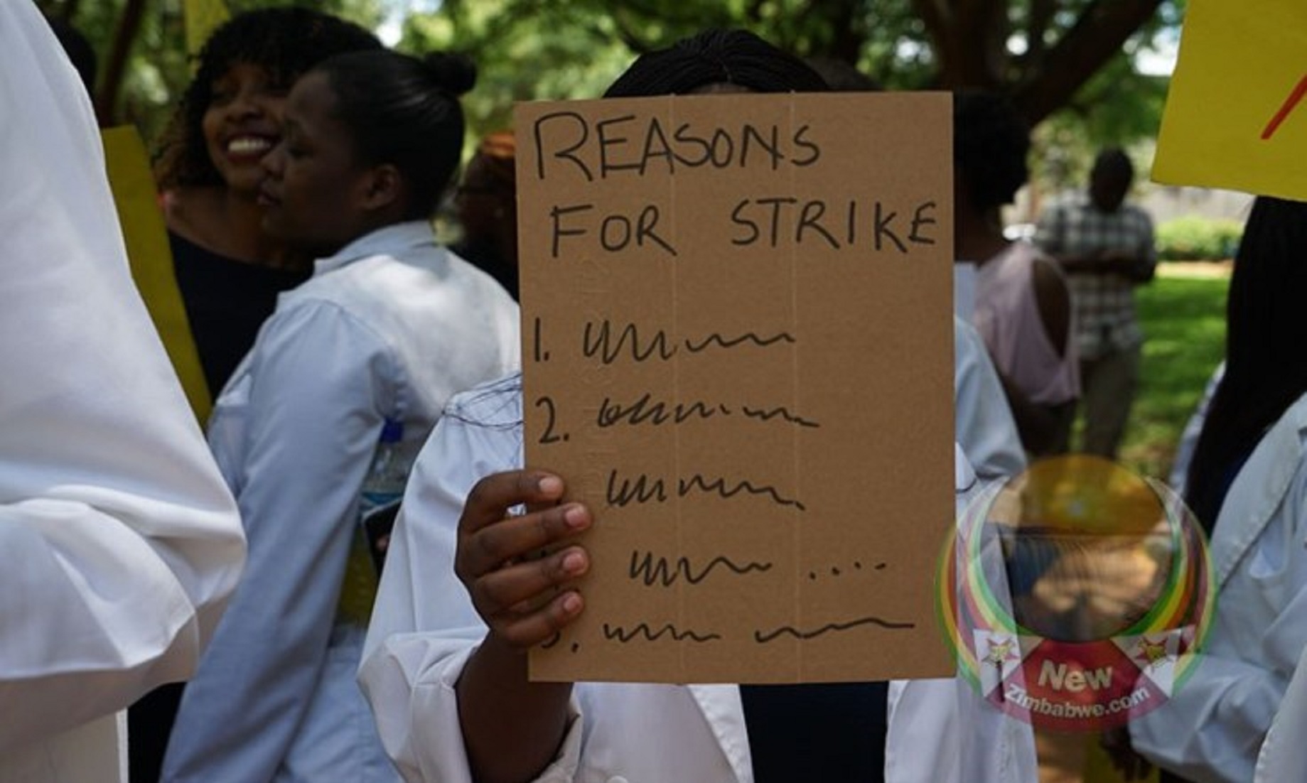 Zimbabwe doctors defy government ultimatum to end strike