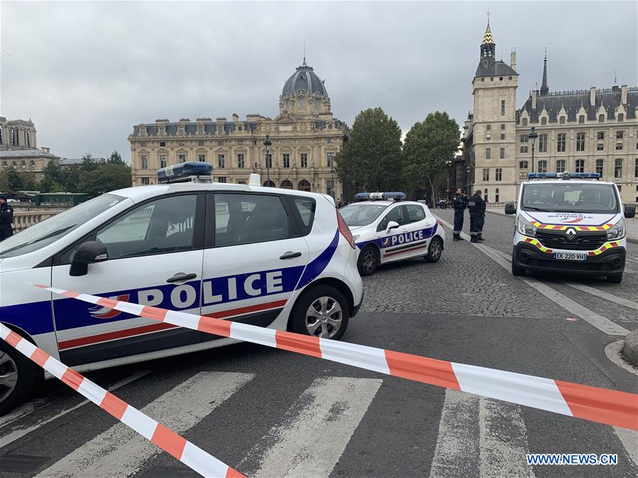 Four Police Officers Killed, Five Wounded In Paris Knife Attack