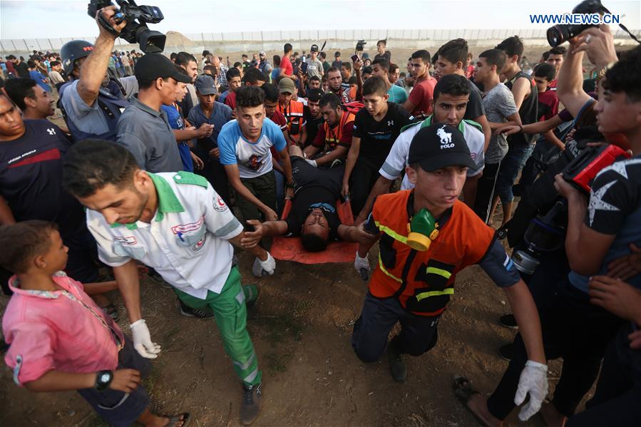 69 Palestinians Injured During Clashes With Israeli Soldiers In Eastern Gaza
