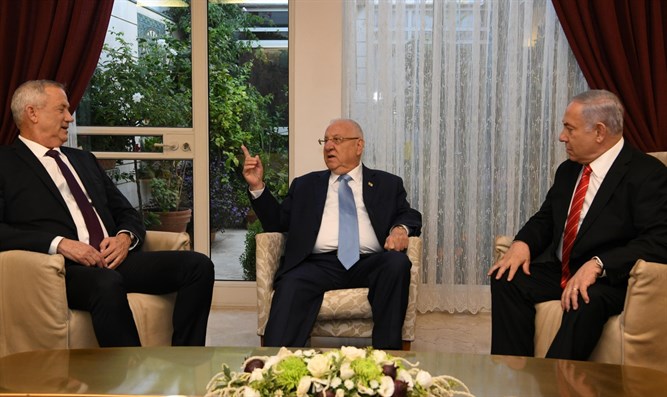 Israeli PM, Main Rival Meet To Discuss Unity Gov’t