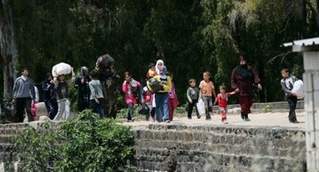Lebanon Arrests 30 Syrians Over Illegal Entry