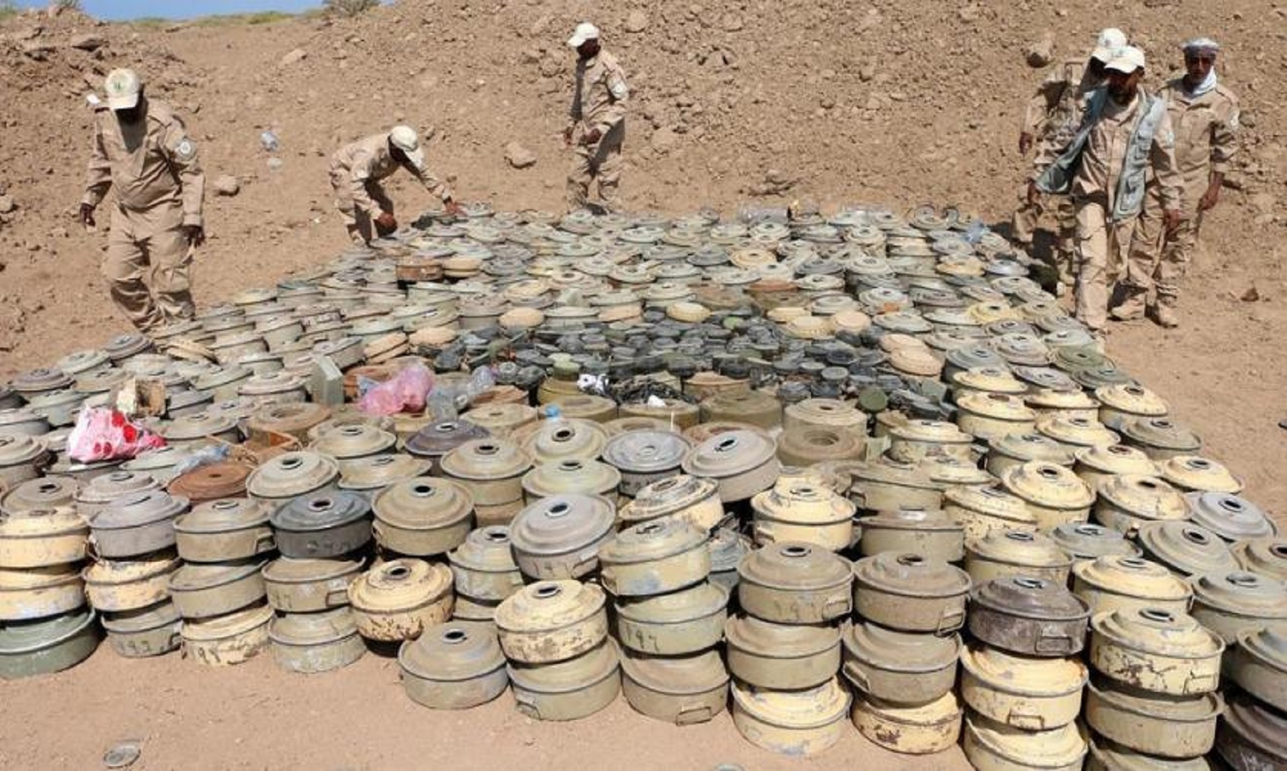 Thousands Of Houthi-Laid Landmines Detonated In Western Yemen