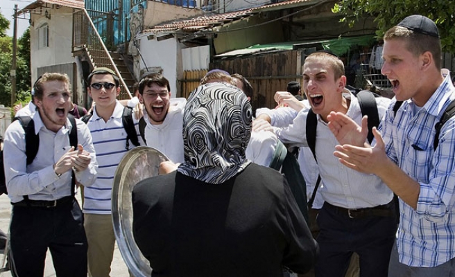 Typical Jewish Settlers: Hit Palestinians And Then Flee