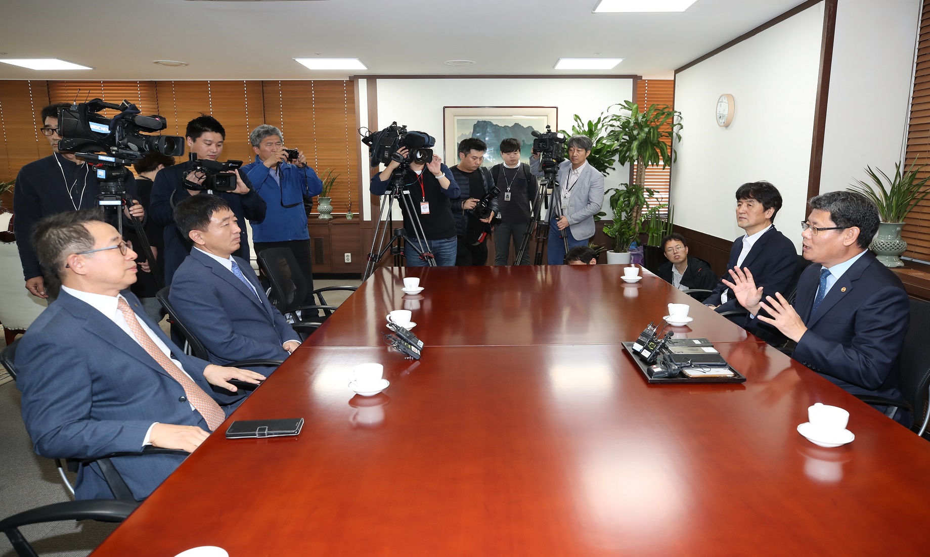 S. Korea proposes sending team to inspect facilities at N.Korea’s Mt Kumgang