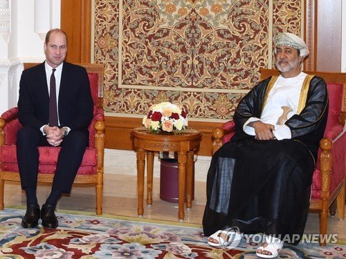 Sultan Of Oman, Britain’s Prince Discuss Bilateral Relations