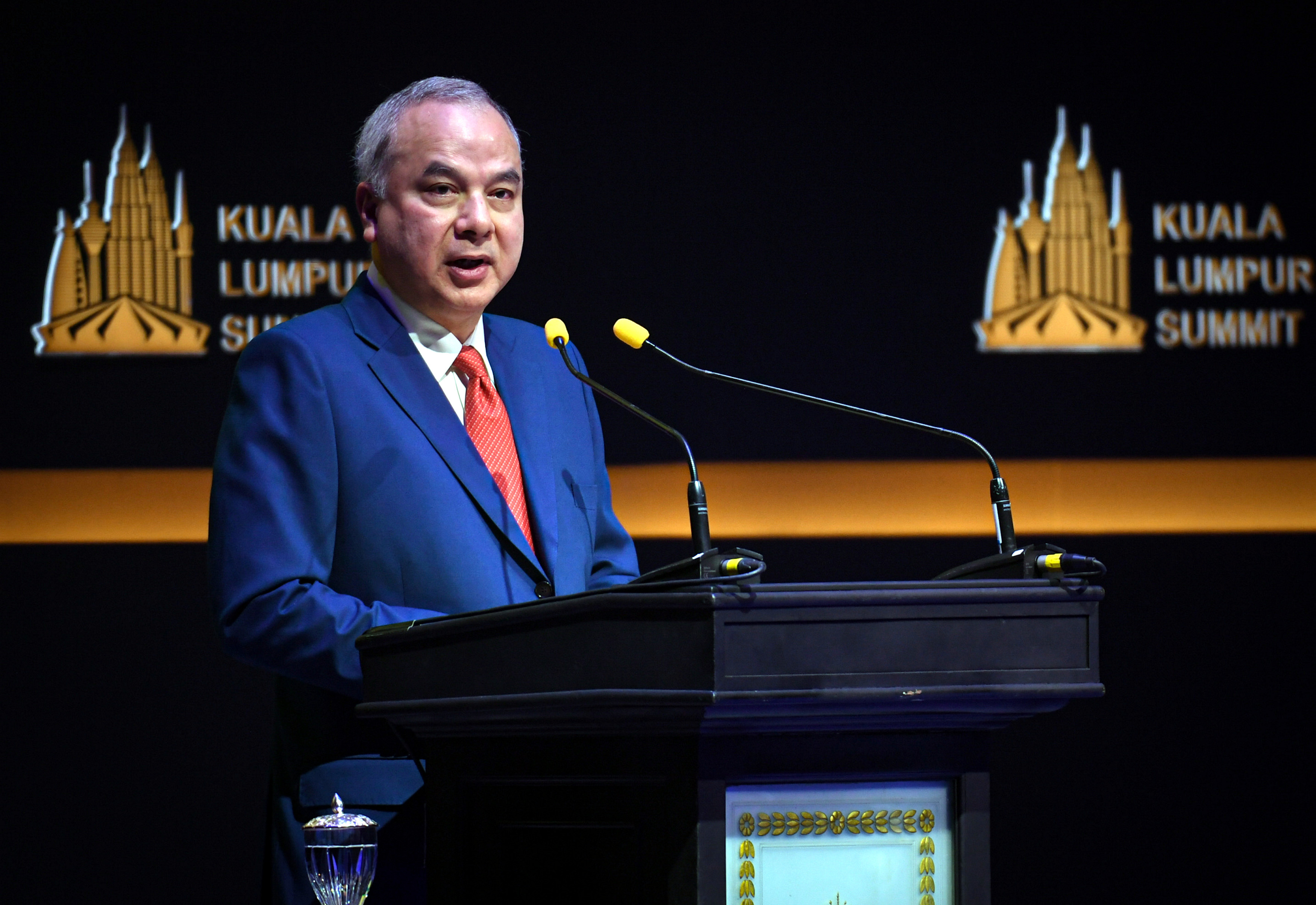 Tackling the plight of nationless Muslims must be a priority, says Malaysia’s Sultan Nazrin
