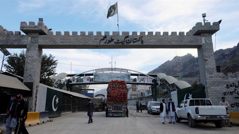 Pakistan Closes Major Border Crossing With Afghanistan