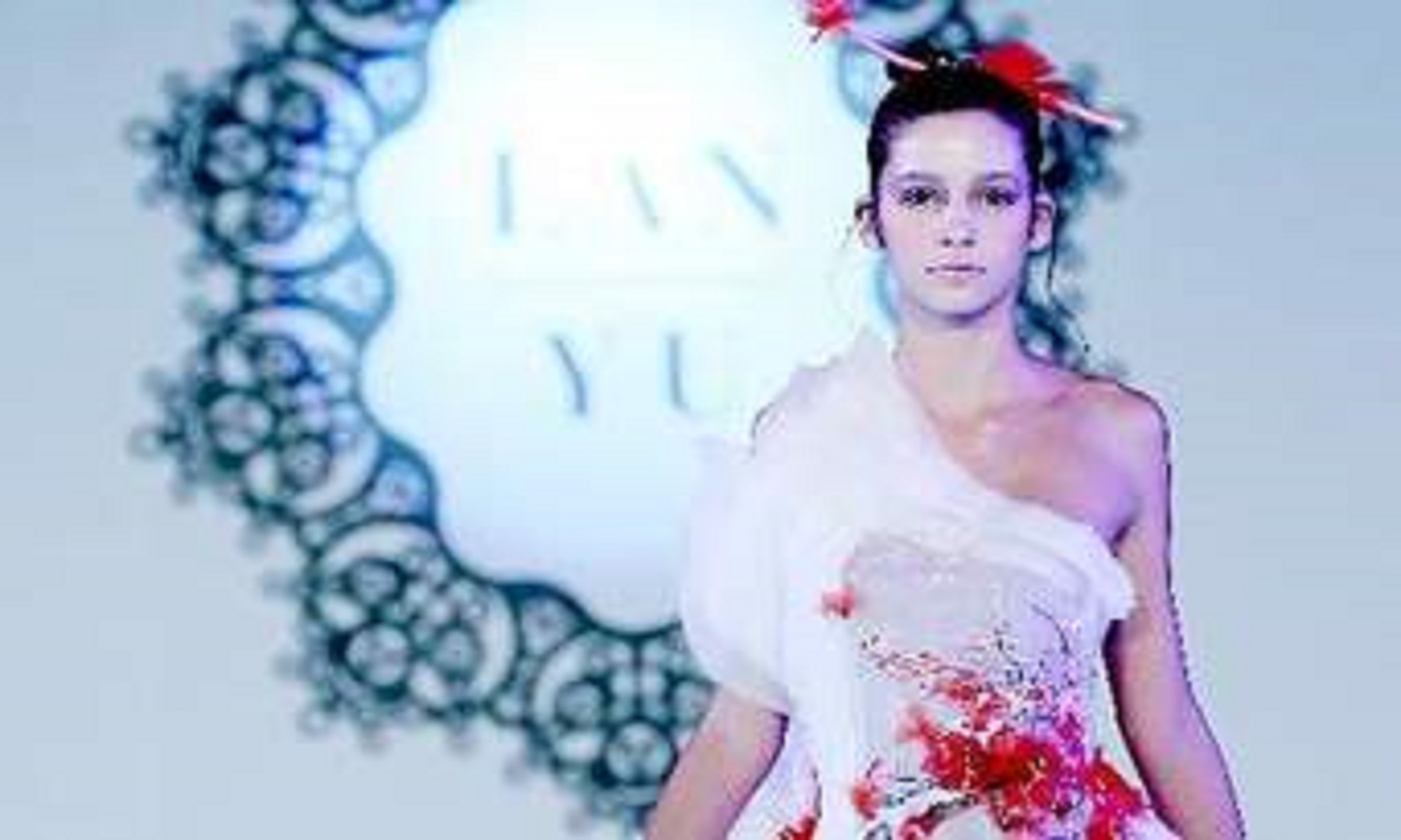 First Chinese Haute Couture Show In Qatar Enchants Audiences
