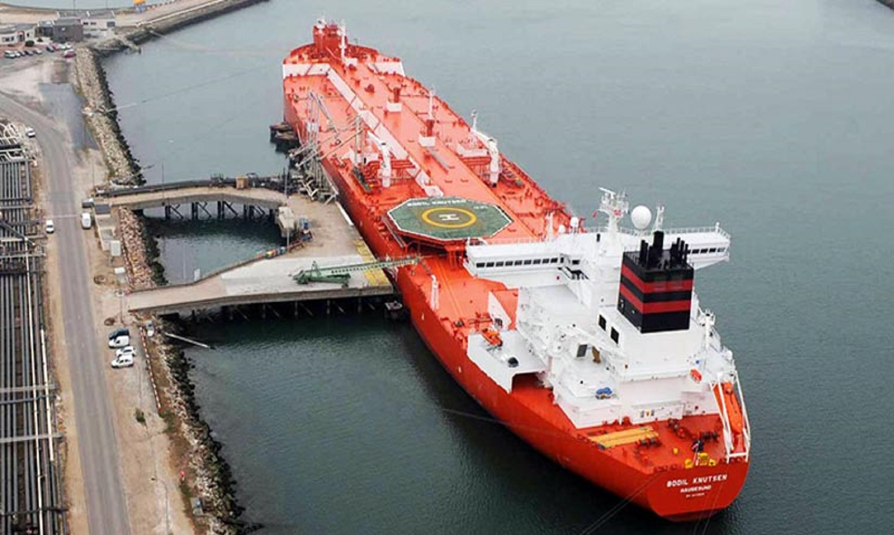 Lebanese Gov’t Receives 1st Shipment Of Gasoline To Secure Supplies