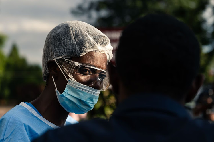 Covid-19: Zimbabwean doctors, customs officials down tools over coronavirus fears