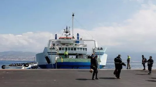 Covid-19: Rescued migrants to quarantine on ferry off Italy