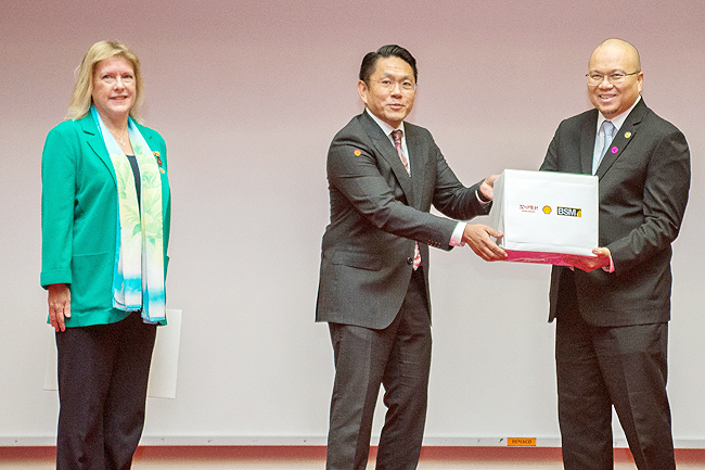 Brunei Health Ministry Receives Contributions To Combat COVID-19