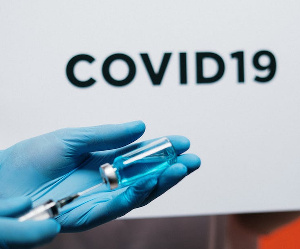 Covid-19: US secures 300 million doses of potential AstraZeneca vaccine