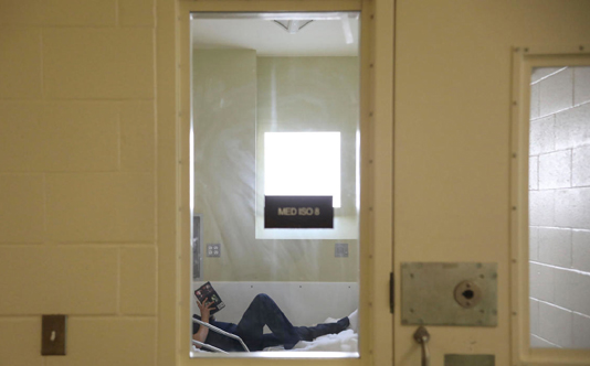 Covid-19: US death toll climbs by 2,073 in 24 hours with prison infections hit 30,000