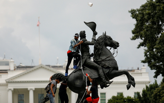 US unrest: Four men charged for trying to pull down statue outside White House