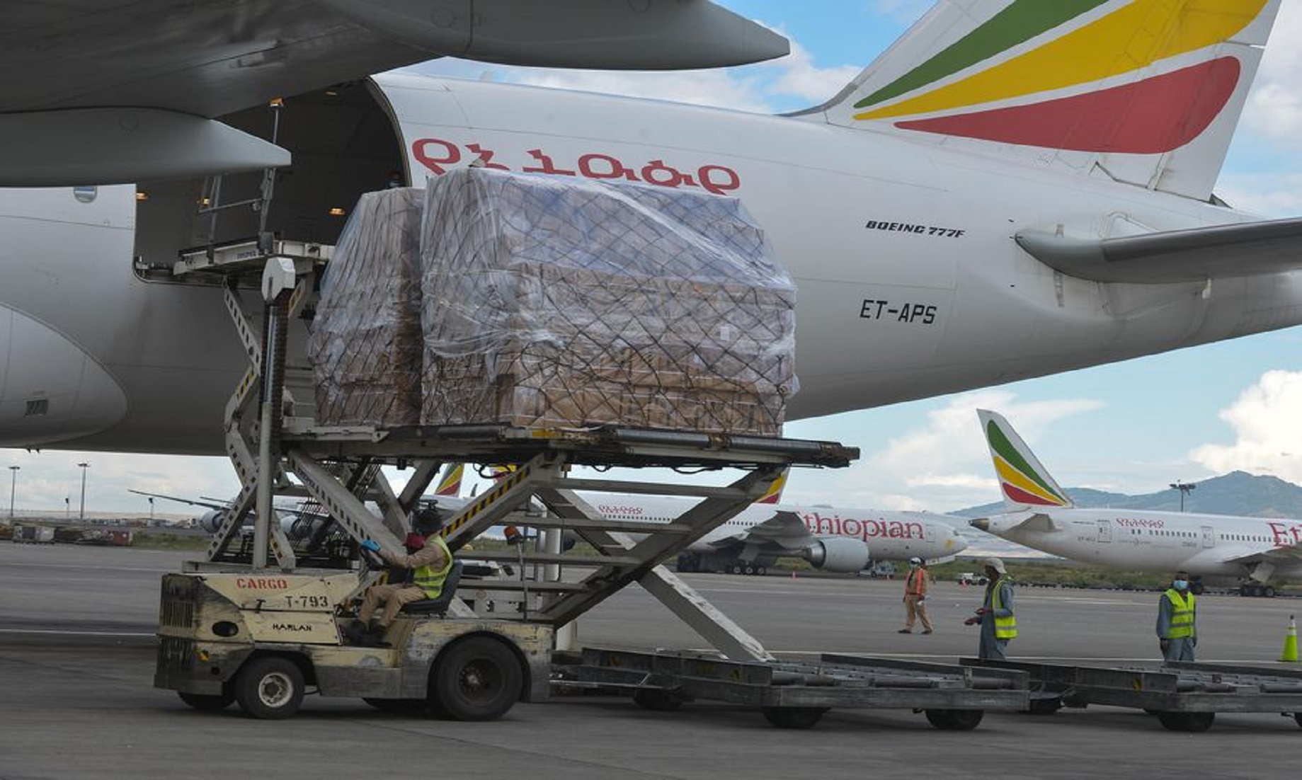 Ethiopia Receives Chinese Donation Of 520,000 Masks, Medical Supplies
