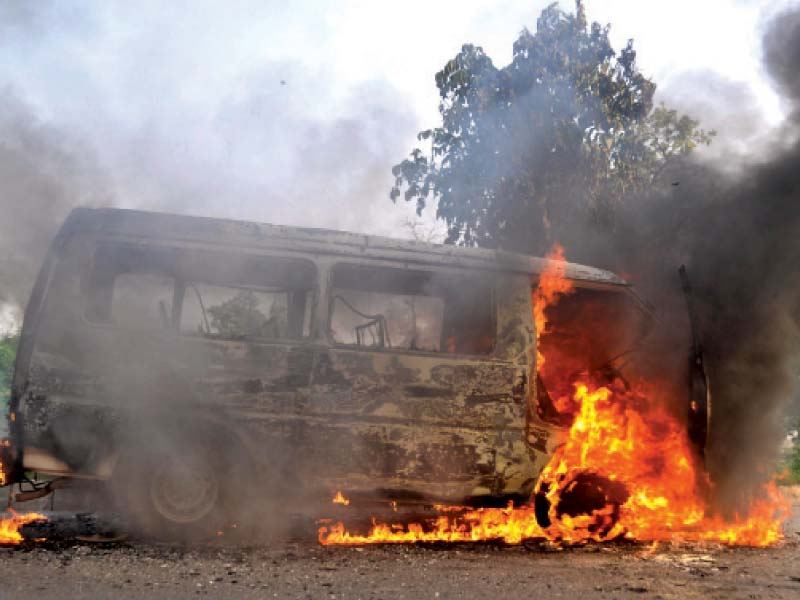 Six Killed, 10 Injured As Fire Erupts In Passenger Van In Pakistan’s Punjab
