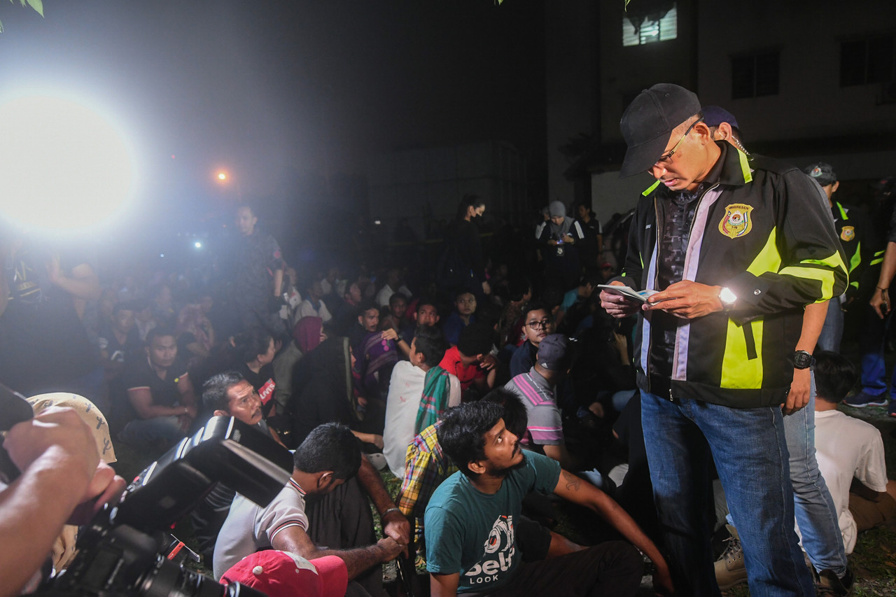 Over 100 illegals arrested at Malaysia-Thailand border