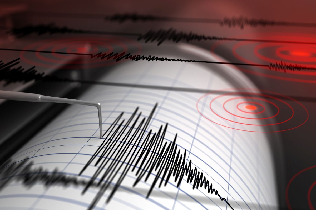 Moderate Quake Strikes Sumatera In Indonesia