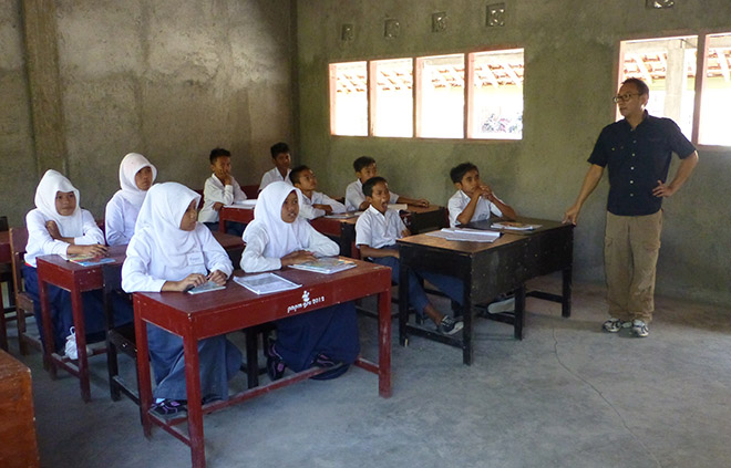 Indonesia To Allow Some Schools Outside Green Zones To Conduct Offline Learning