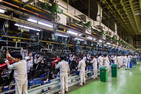 India’s May Factory Output Down 34.7 Percent, Rebounds From Apr