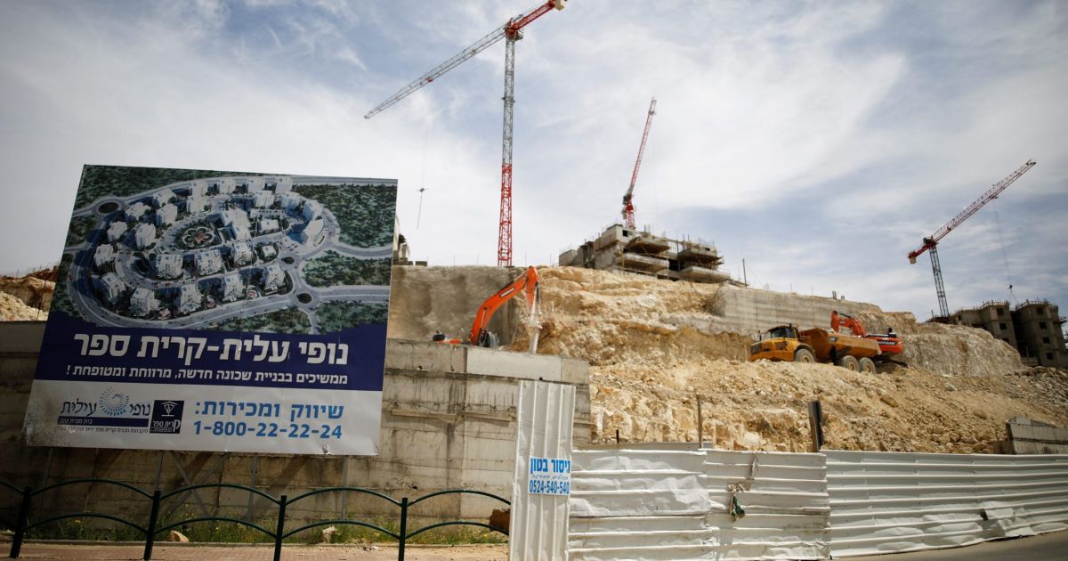 Palestine Urges EU To “Adopt Actionable Decisions” Against Israeli Construction Plans