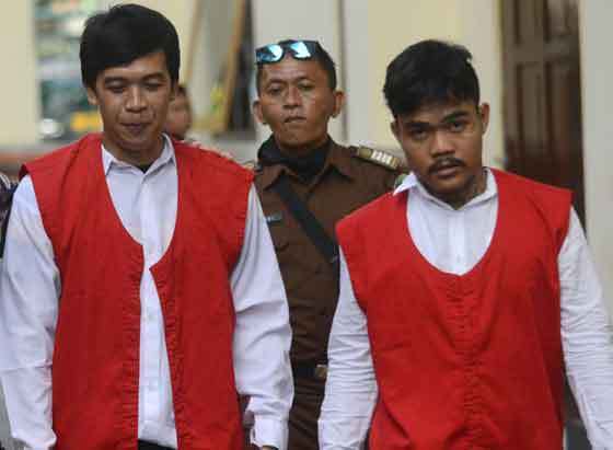 Indonesian Prosecutor Demands Life Sentences For Two Drug Traffickers