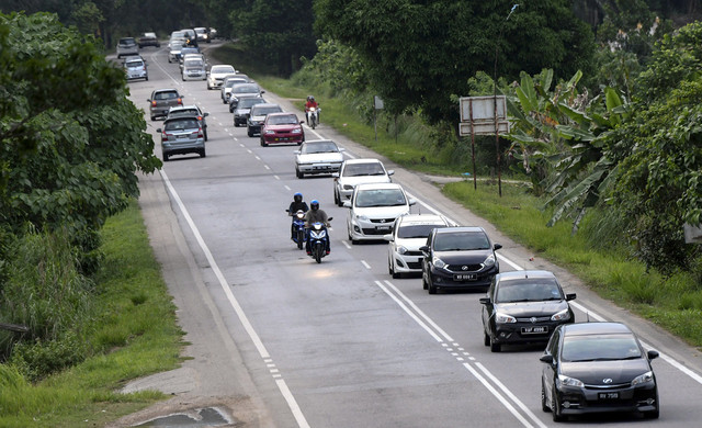 Three men including two Thai nationals die in road crash in Kelantan