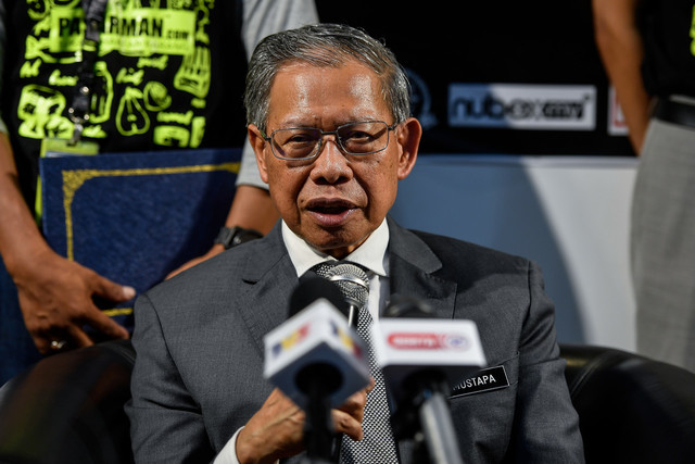 Improving labour market trend indicates a recovering economy – Mustapa