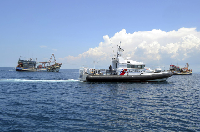 Vietnamese fishermen ready to sink their boat to avoid arrest – MMEA
